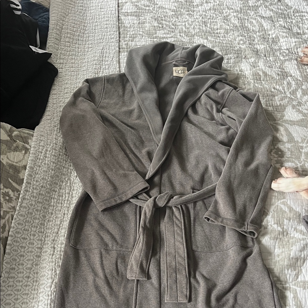 UGG Men's Charcoal Wrap Robe with Hood